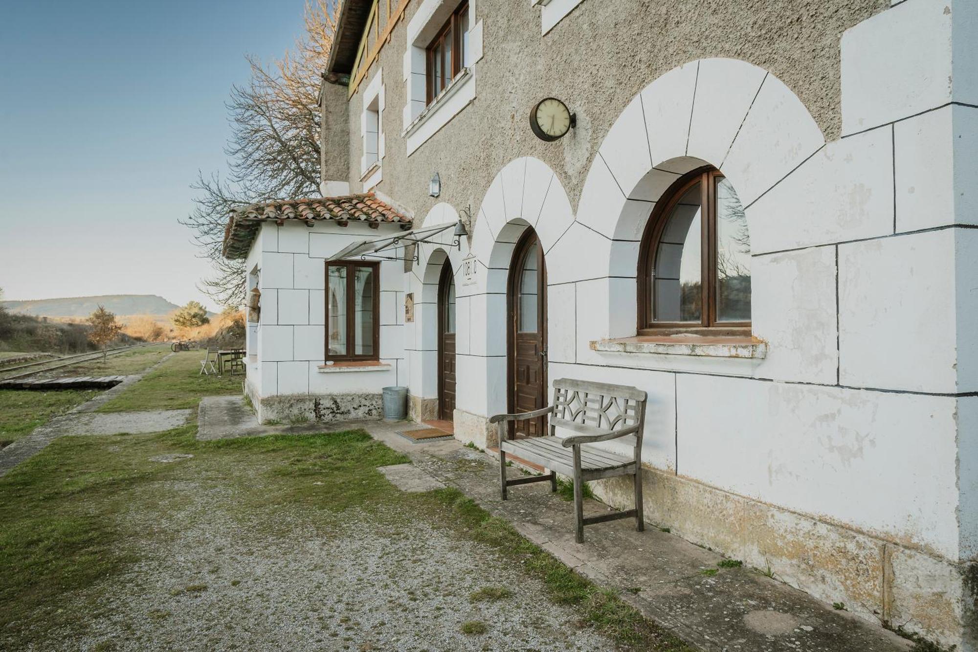 Hostal La Estacion De Rabanera Rabanera del Pinar Exterior foto
